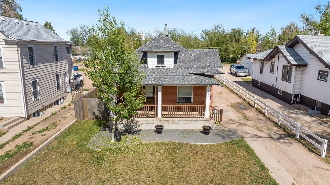 1826 8th Ave #B - Photo 4 of 23