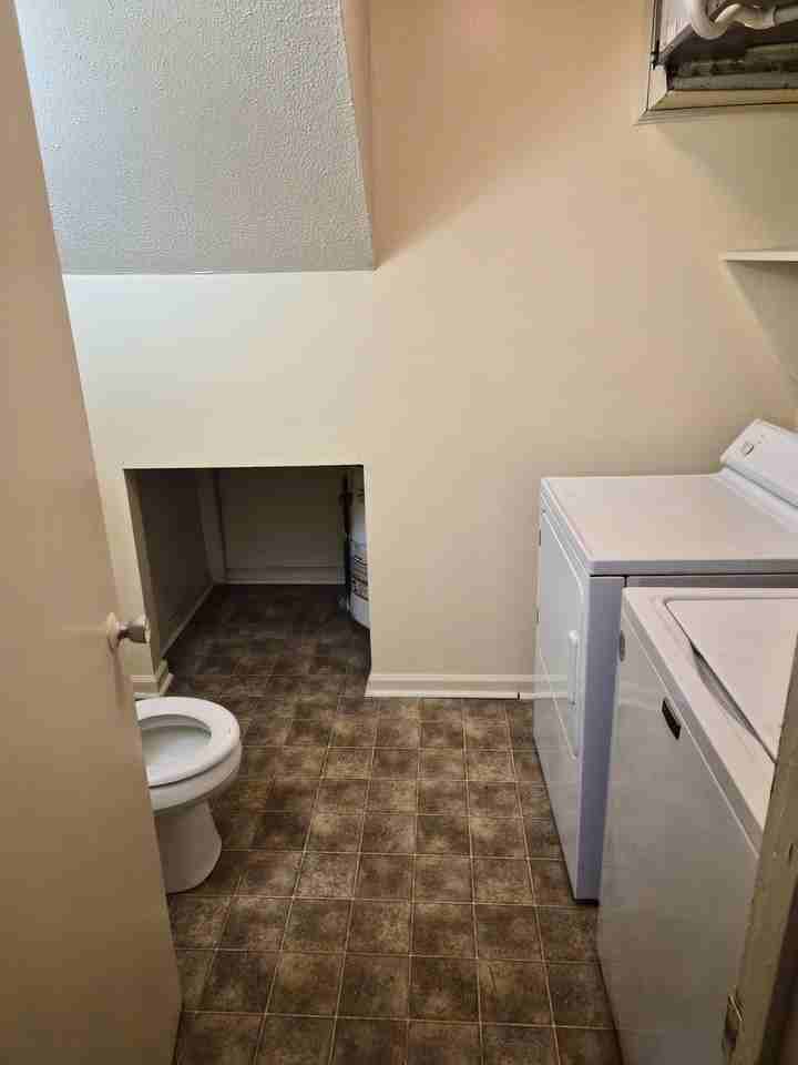803 Springfield Rd #A - Photo 4 of 8
