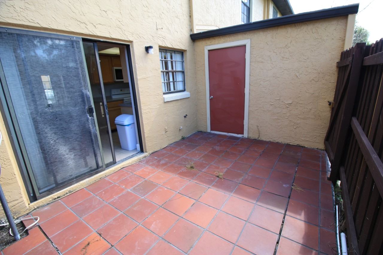 7446 Wynnewood Square - 190Unit 190 #190 - Photo 7 of 11