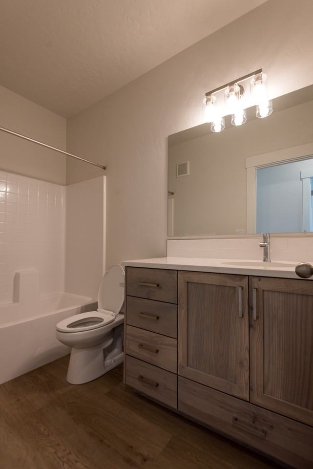 1800 7th Ave N #101 - Photo 5 of 26