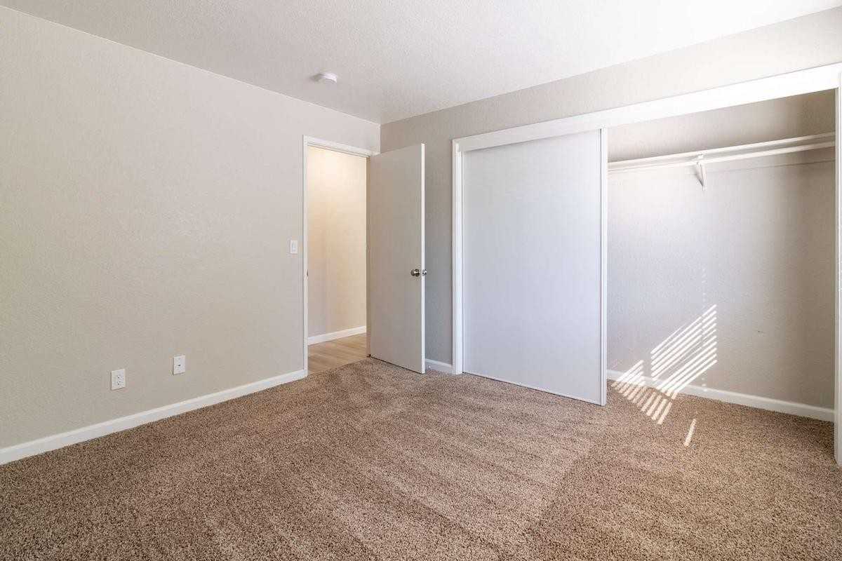 3200 Spring St - Photo 7 of 19