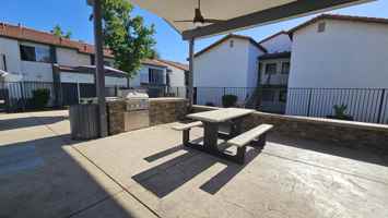 featured image of 3200 Spring St