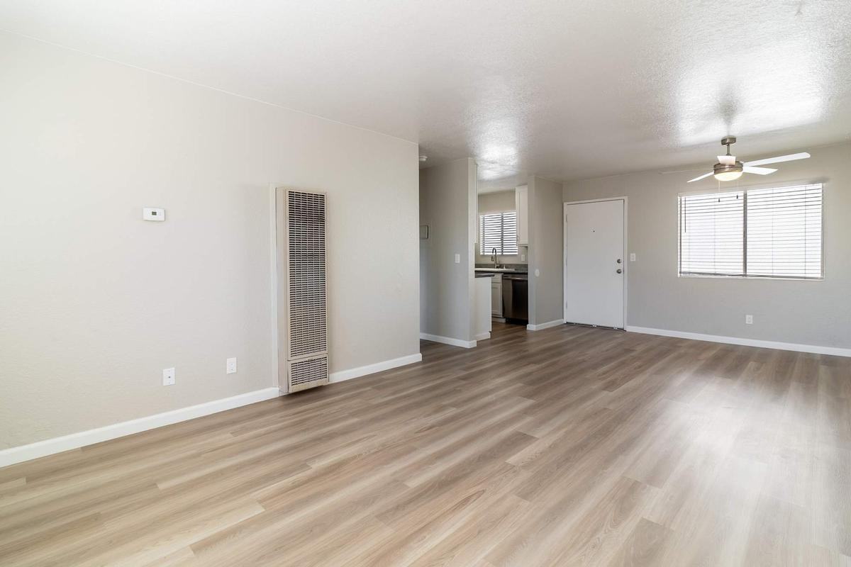 3200 Spring St - Photo 6 of 19