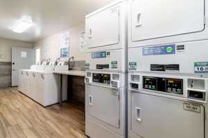featured image of 3200 Spring St