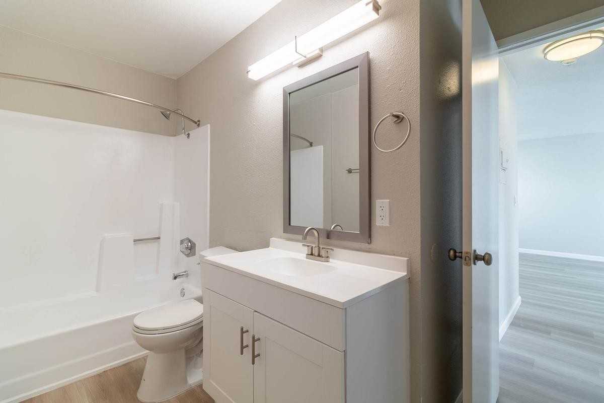 3200 Spring St - Photo 4 of 19