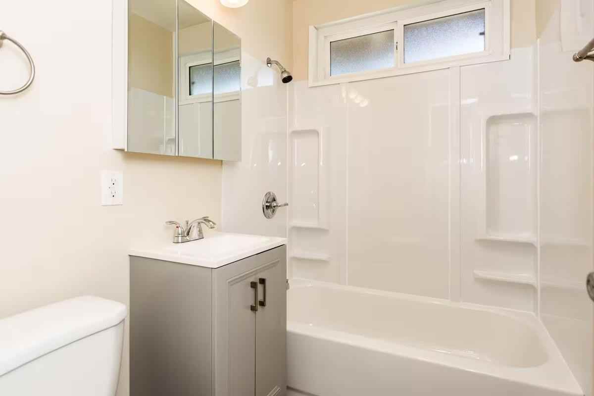 6968 Campus Dr - Photo 2 of 24