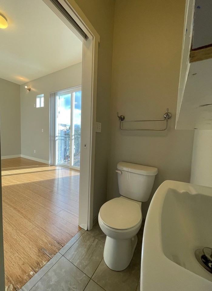 The Den Apartments - Photo 6 of 8