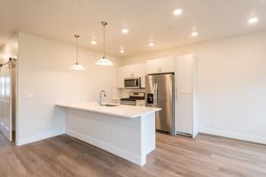 featured image of 421 Grace Ln #421