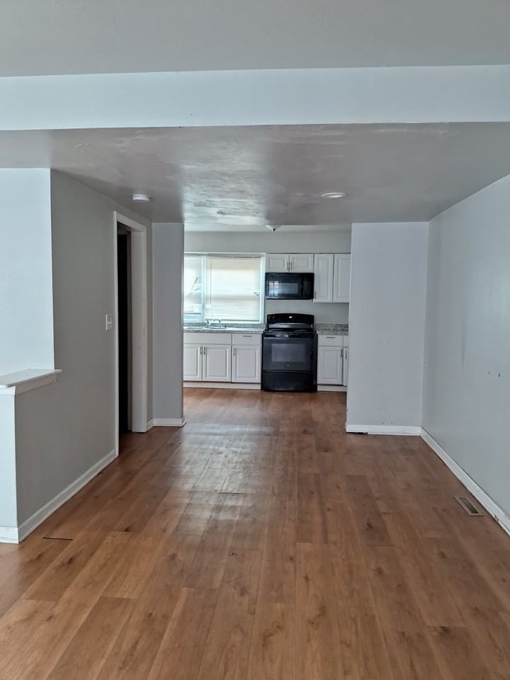 Hebron Ave #2204D - Photo 2 of 11