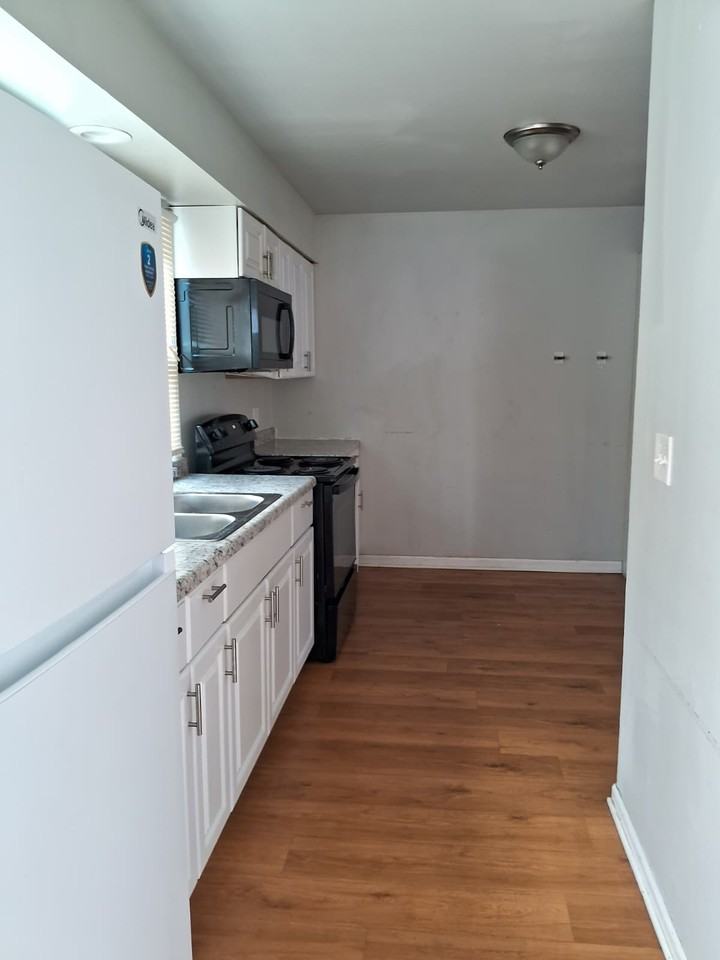 Hebron Ave #2204D - Photo 6 of 11