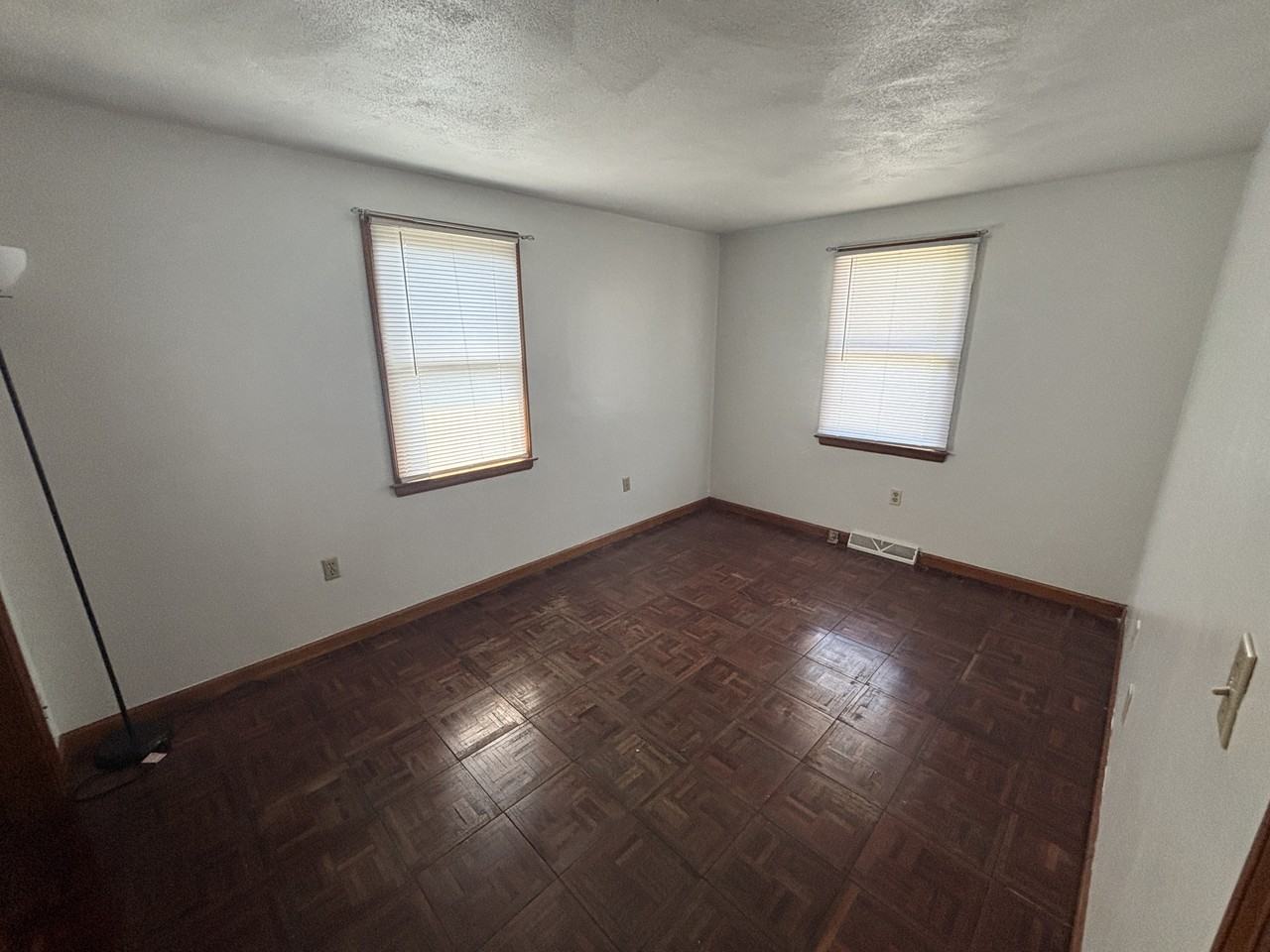 47 Pearl St #1 - Photo 6 of 8