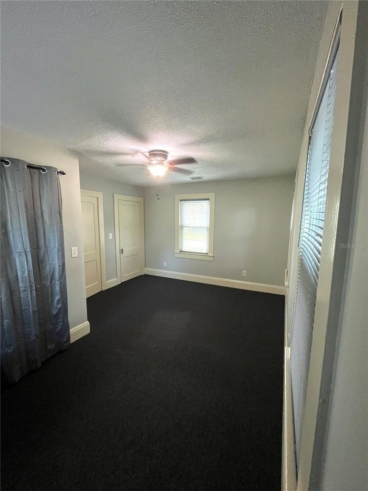 402 W Paris St #1 - Photo 7 of 17