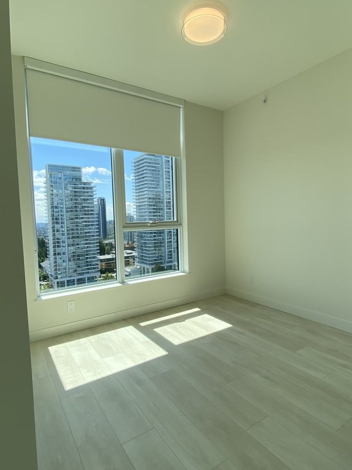 537 Cottonwood Avenue #16XX - Photo 5 of 7