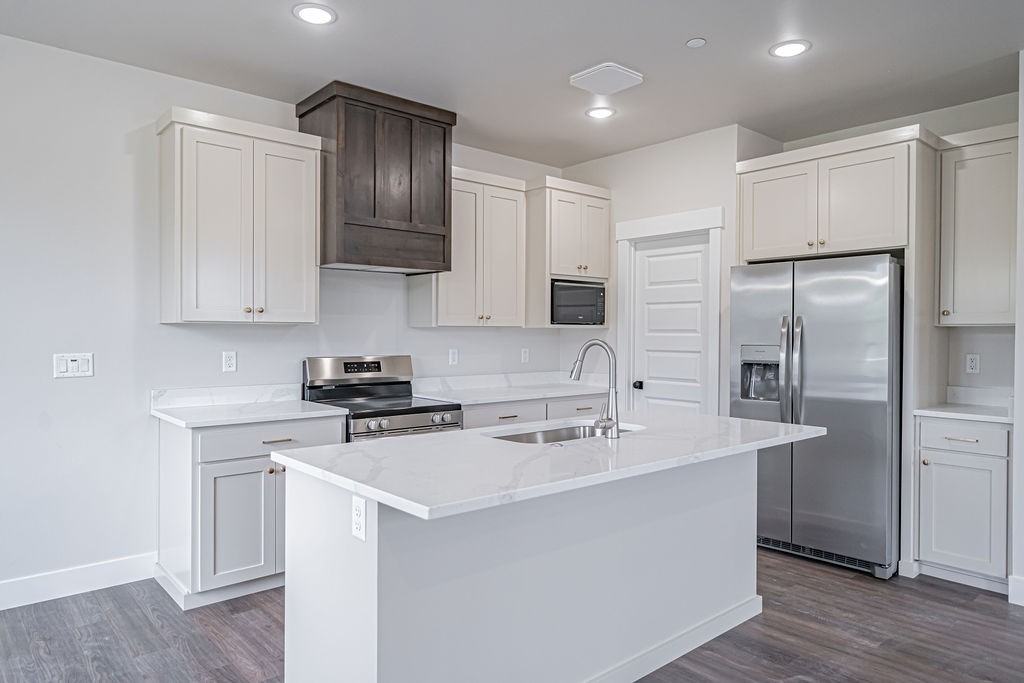 Huntshire Avenue 3 Mid - 2991 #2991 - Photo 6 of 35