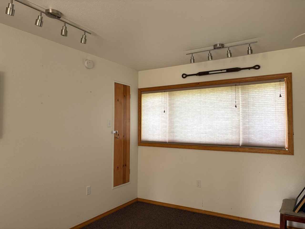 16390 N Glenn Hwy #1 - Photo 3 of 12