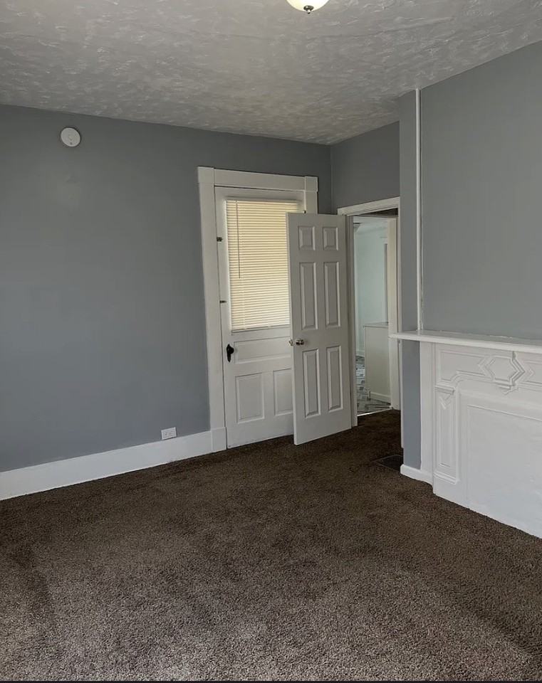 11313 Reading Road #B - Photo 5 of 14