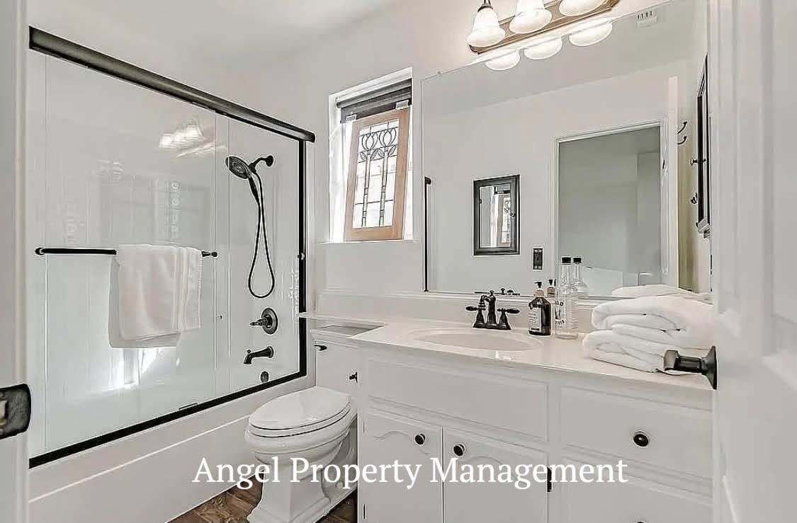 2206 Halsey Cir #1 - Photo 5 of 11