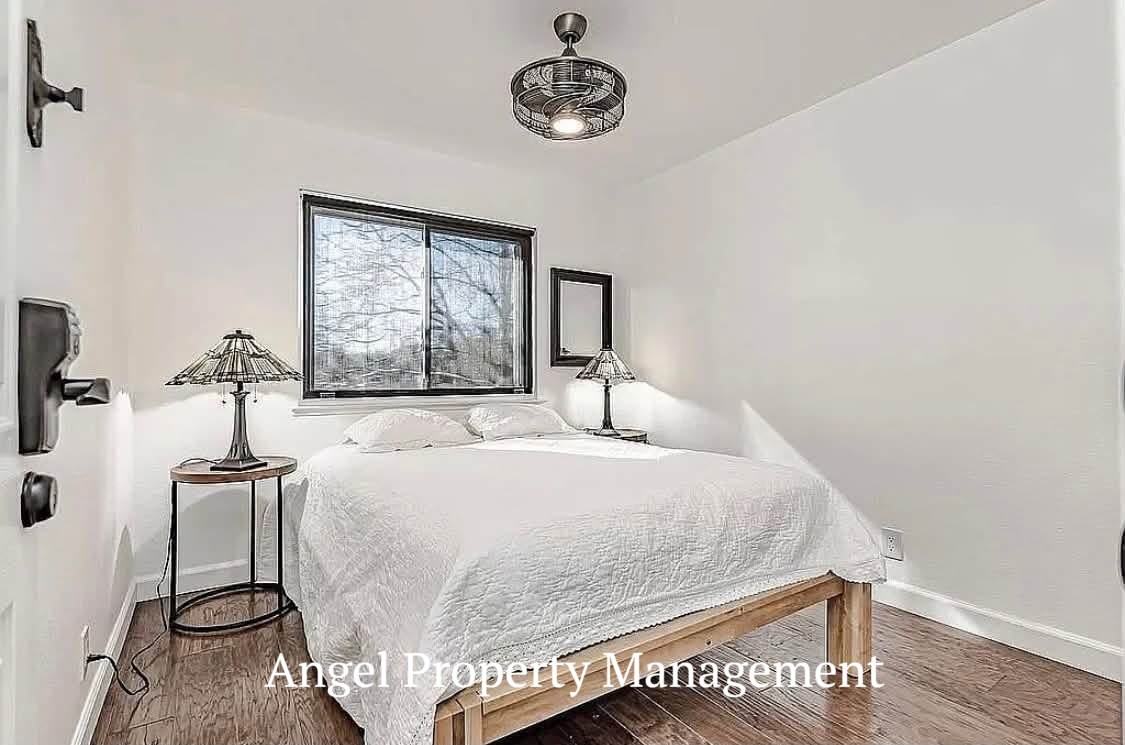 2206 Halsey Cir #1 - Photo 7 of 11
