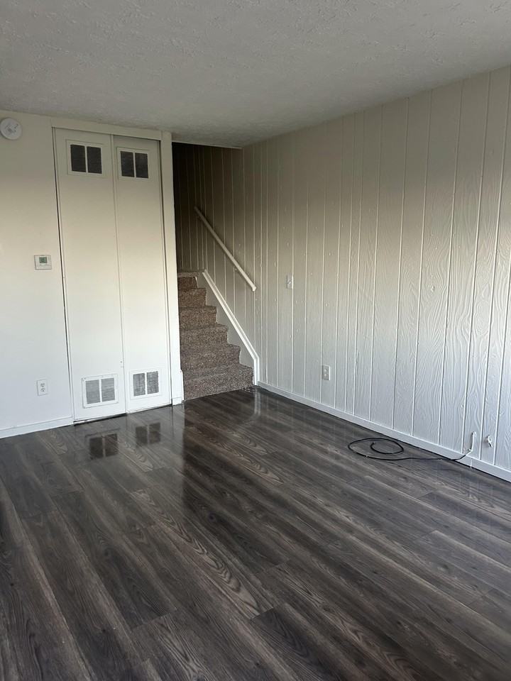 4104 Main St #1 - Photo 7 of 12