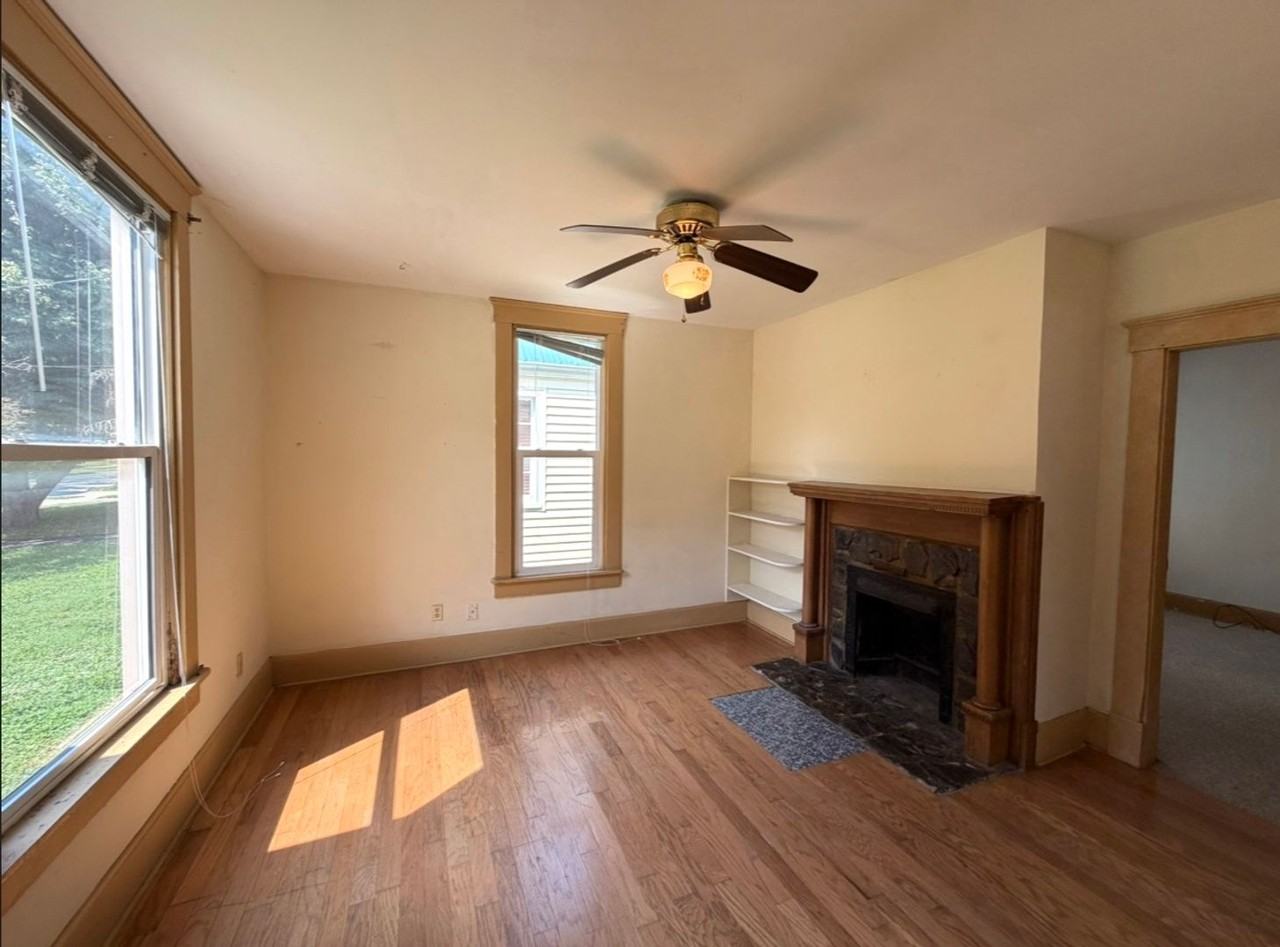 758 S Delaware Ave - Photo 7 of 21