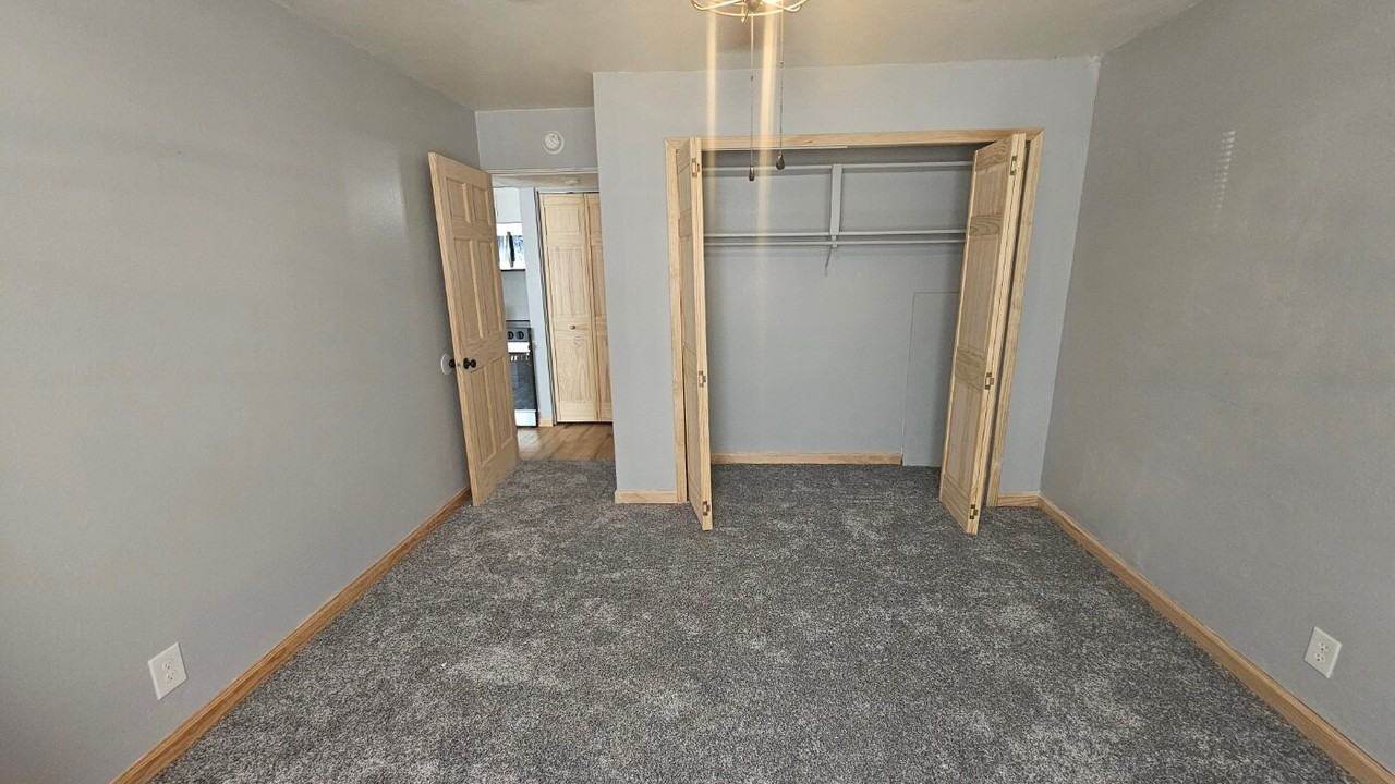 3141 Northwood Ave #10 - Photo 7 of 8