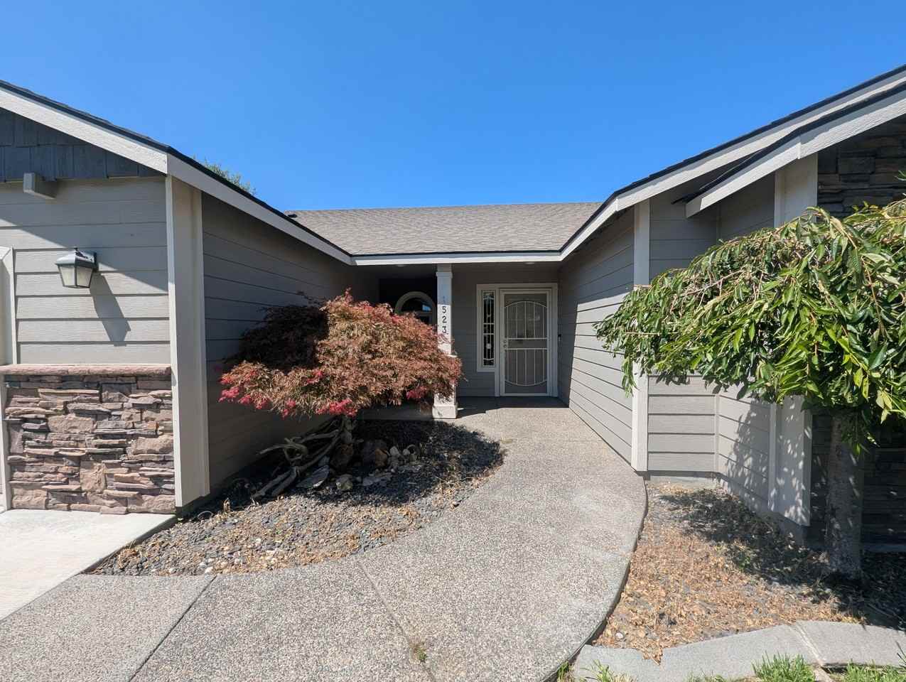 1523 Sacajawea Ave #1 - Photo 2 of 36