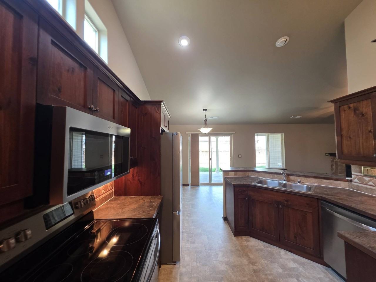1523 Sacajawea Ave #1 - Photo 7 of 36