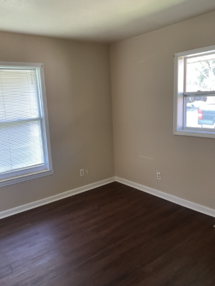 3713 Winchester Dr #1 - Photo 4 of 6