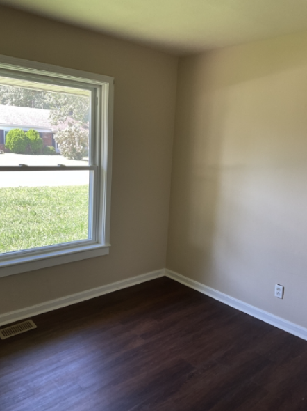3713 Winchester Dr #1 - Photo 5 of 6