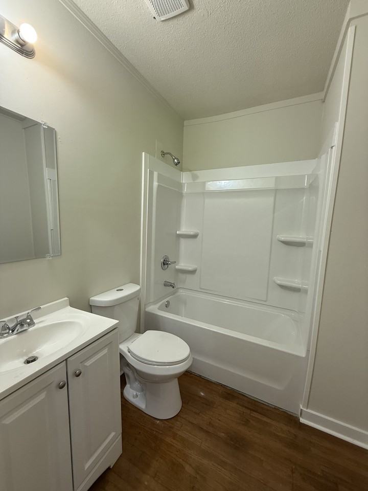 914 18th Way Sw #1 - Photo 4 of 12