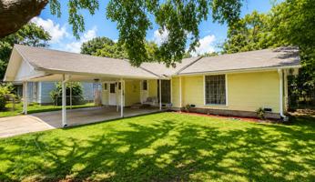 featured image of 845 Singapore Dr
