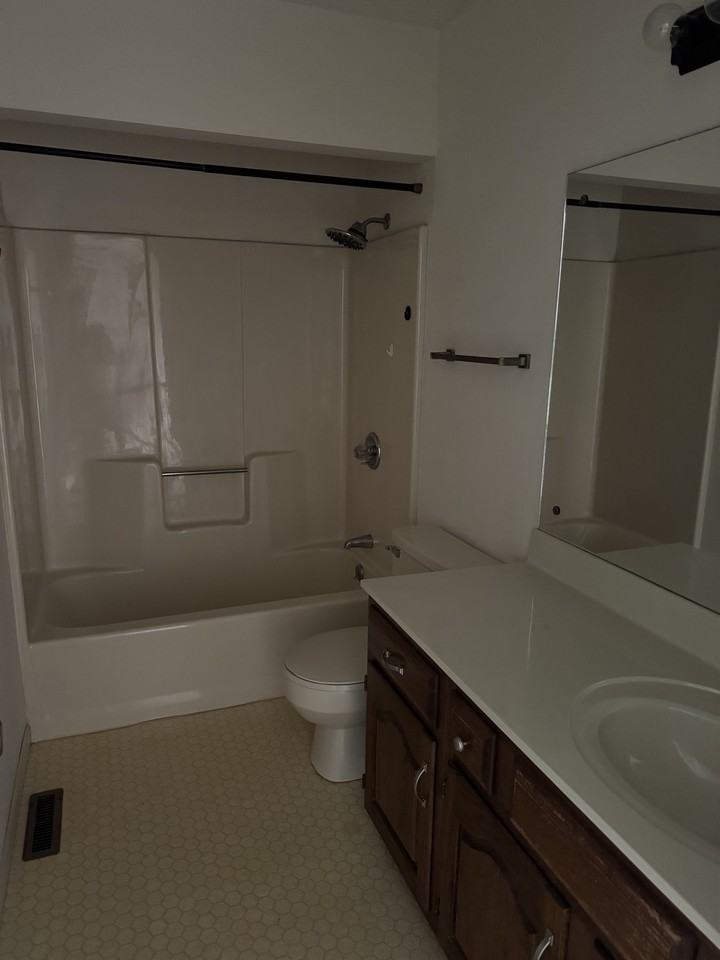 1276 Konnarock Rd #28 - Photo 3 of 19
