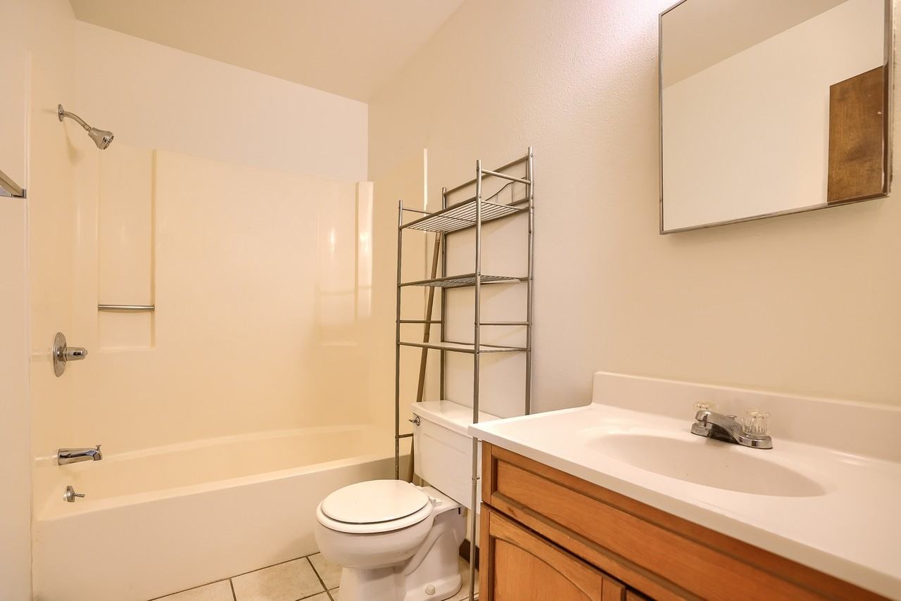 816 N Ames St #816-3 - Photo 7 of 12