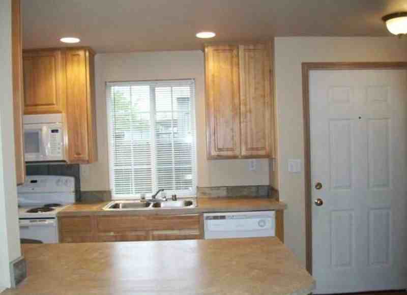 3014 S 43rd St #A - Photo 7 of 8