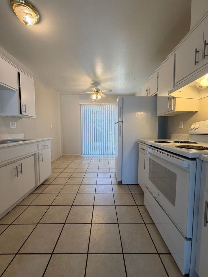 Studio, One and Two bedrooms available - Photo 5 of 20