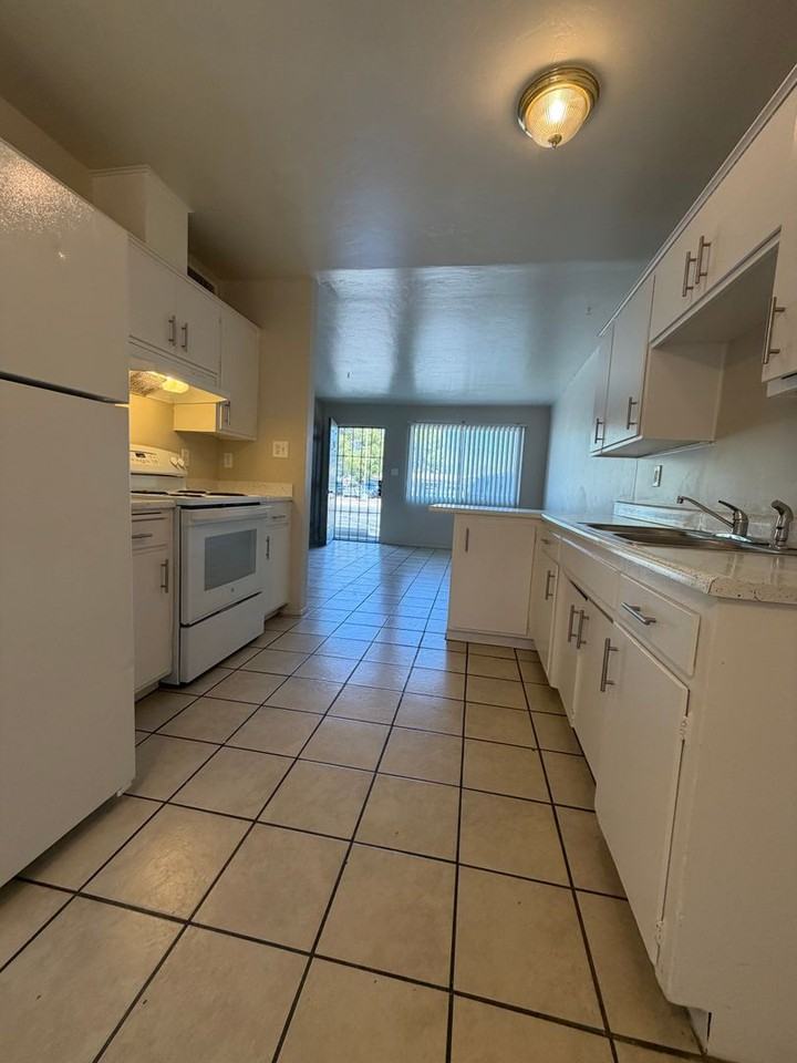 Studio, One and Two bedrooms available - Photo 6 of 20
