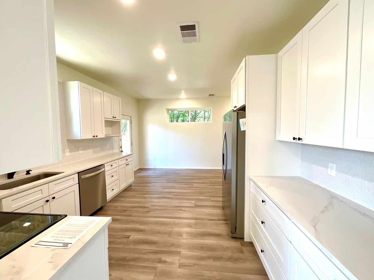 1202 N Mystic Dr - Photo 6 of 29