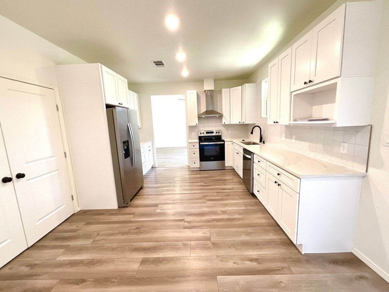 1202 N Mystic Dr - Photo 7 of 29