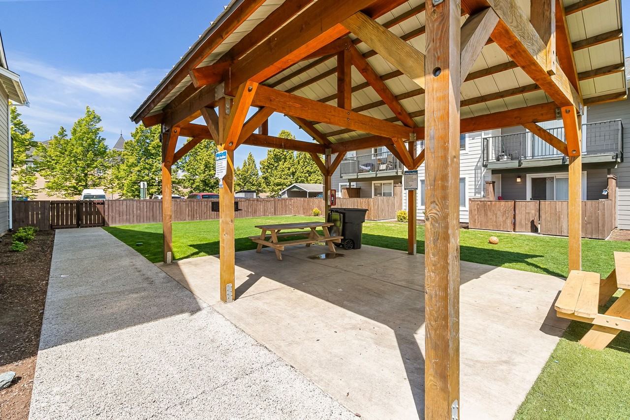 Parkview Apartments – Your Next Home Awaits! - Photo 4 of 50