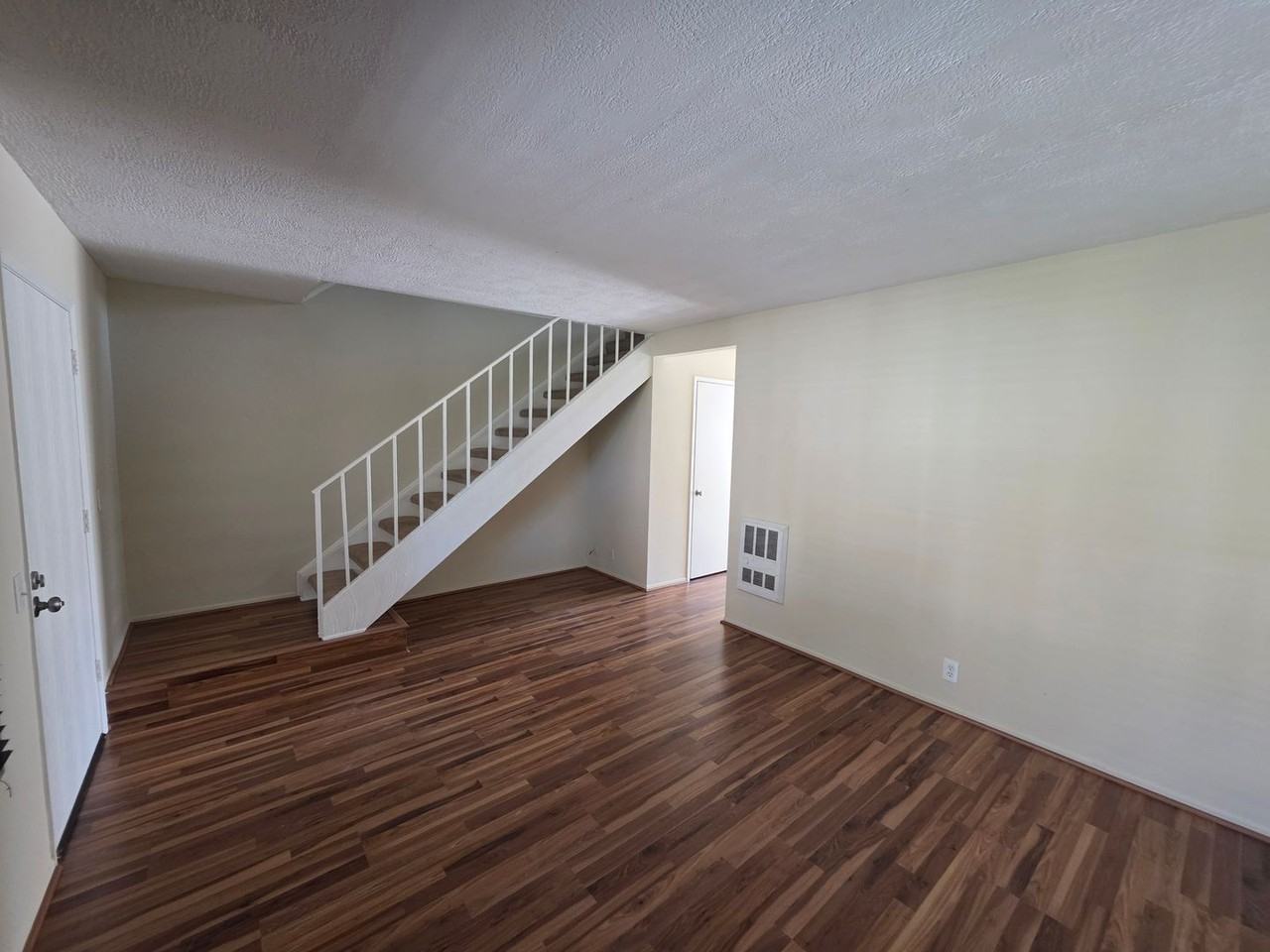 4 Albany - Photo 3 of 24