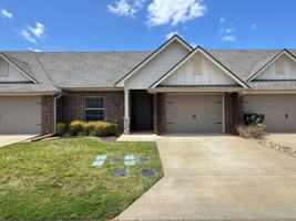 featured image of 4300 Huntingtower Dr