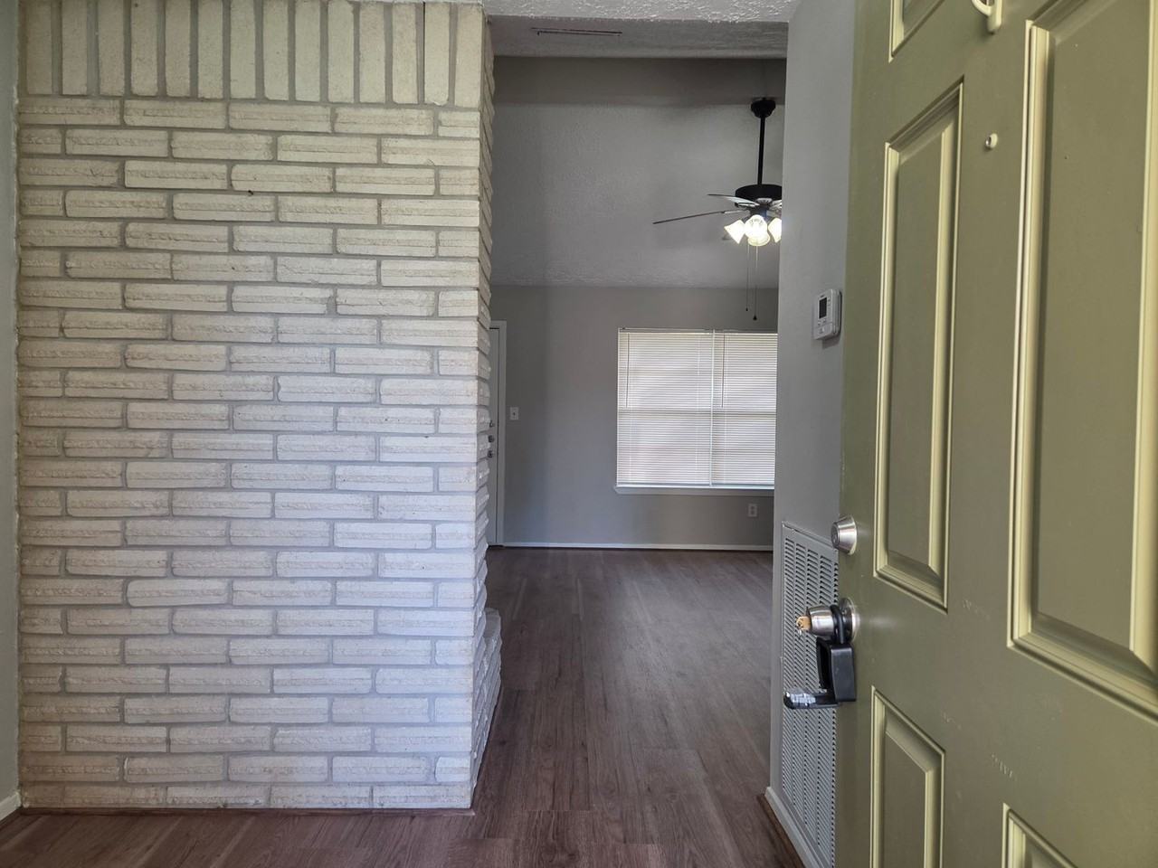 14210 Galvani Dr - Photo 2 of 20