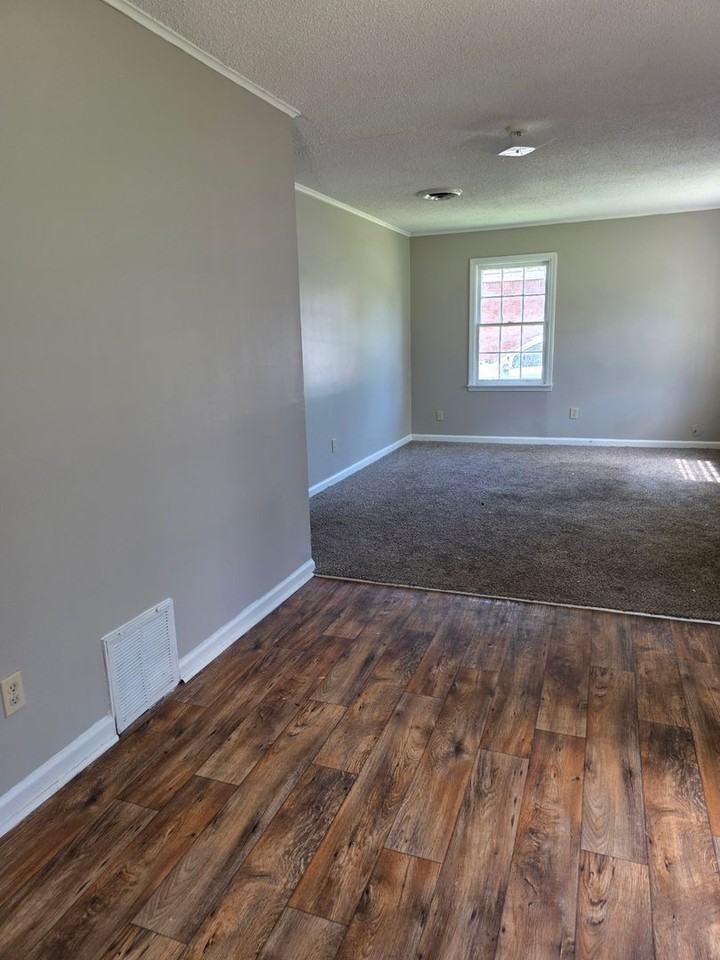 1808 Scottwood St - Photo 6 of 18