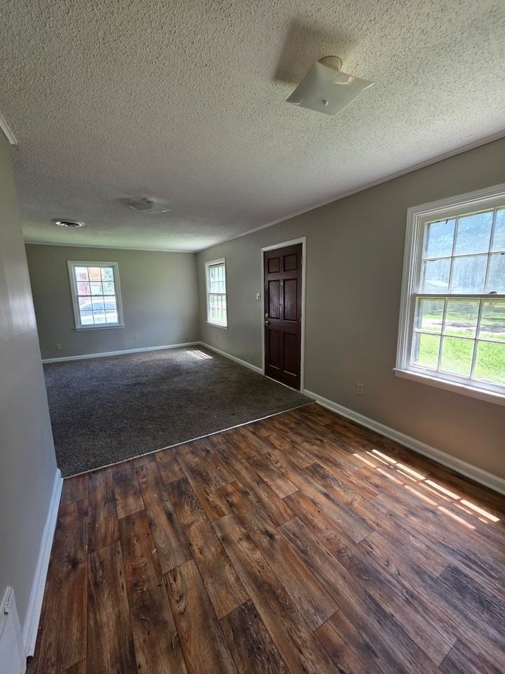 1808 Scottwood St - Photo 7 of 18