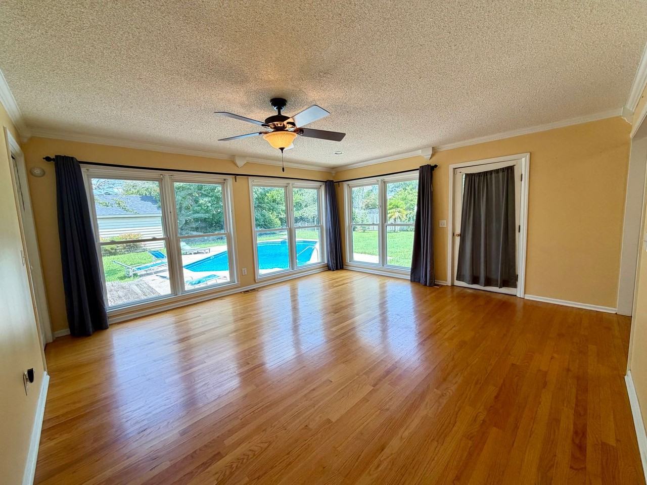 2303 Gingko Dr - Photo 6 of 15