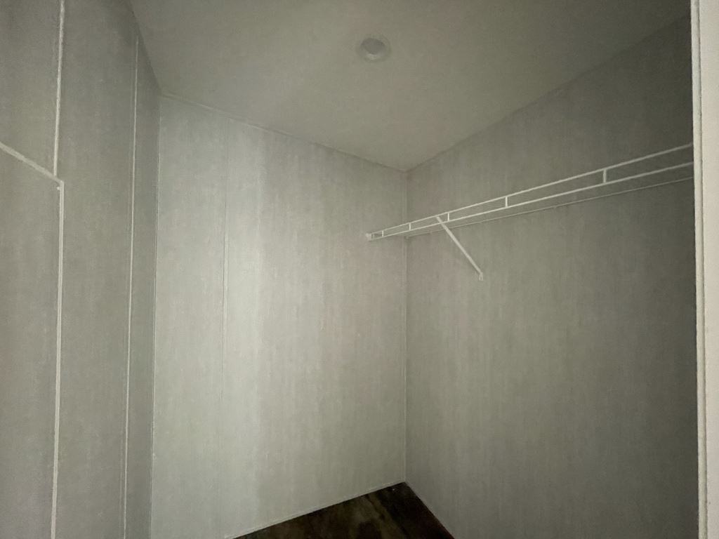 93 Lisa Dr - Photo 5 of 26