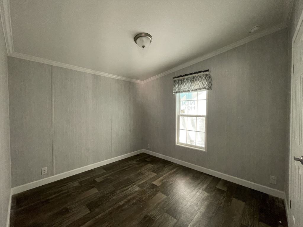 93 Lisa Dr - Photo 6 of 26
