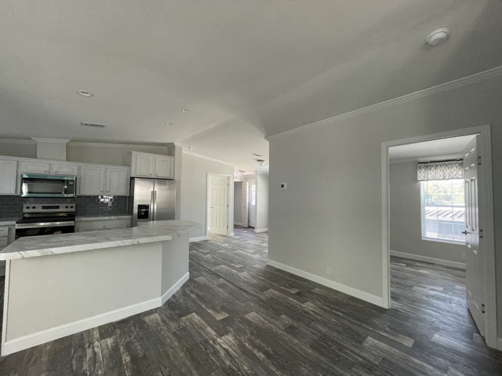 90 Barry Ct - Photo 7 of 26