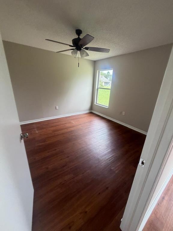 10303 Hemlock St - Photo 5 of 11