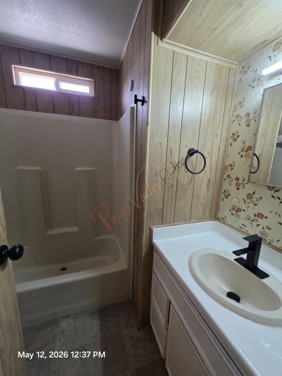 2110 Balboa Dr - Photo 5 of 8